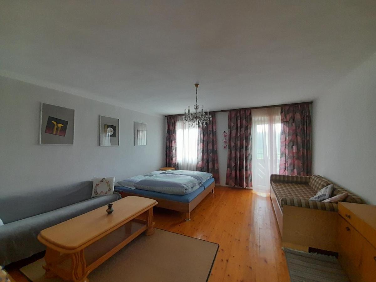Finihaus Bad Zell Exterior foto